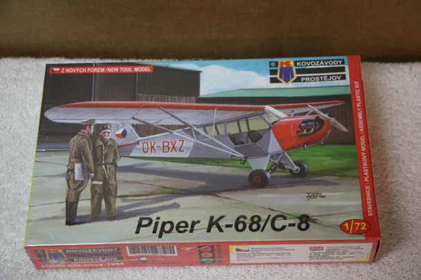 KPM0041 - Kovozavody Prostejov 1/72 Piper K-68/C-8