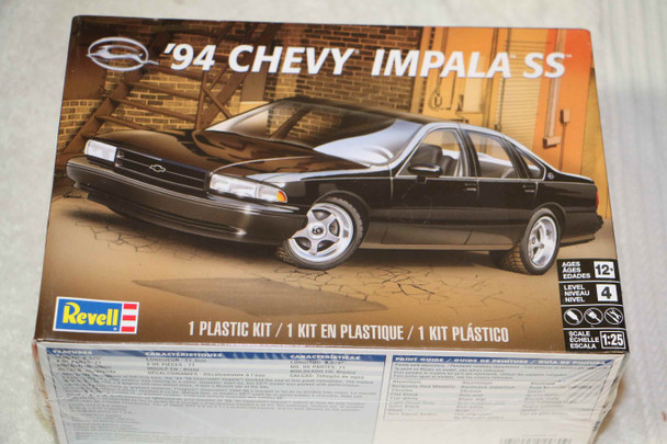 RMX4480 - Revell 1/25 1994 Chevy Impala SS