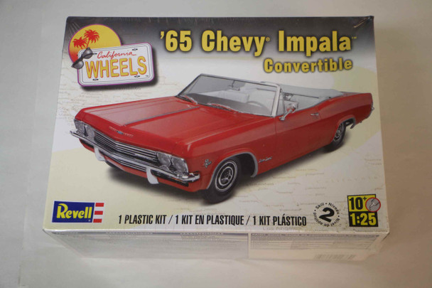 RMX85-4933 - Revell 1/25 1965 Chevy Impala Convertible