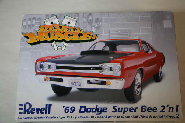 RMX85-2363 - Revell 1/24 69 Dodge Super Bee 2n1