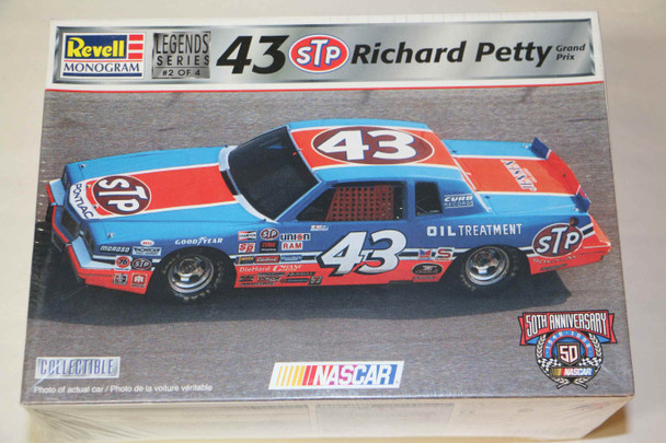 RMO85-3151 - Revell Monogram 1/24 43 Richard Petty Grand Prix