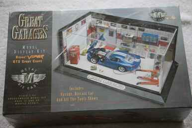 ESTH8000 - Estes 1/43 Great Garages Dodge Viper; GTS Sports Coupe - WWWEB10101331