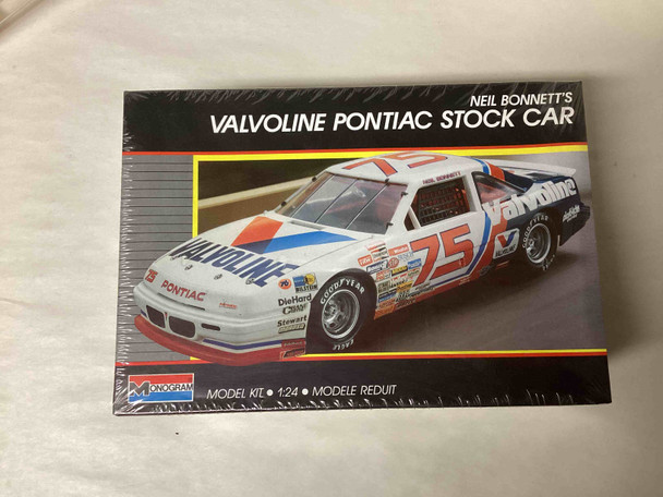 MON2787 - Monogram 1/24 Valvoline Pontiac Stock Car - WWWEB10101435