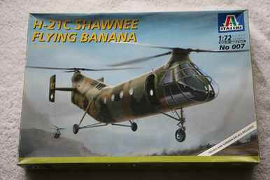ITA007 - Italeri 1/72 H-21C Shawnee Flying Banana - WWWEB10101477