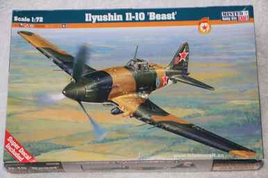MHK042233 - Mister Hobby Kits 1/72 Ilyushin Il-10 'Beast' - WWWEB10101580
