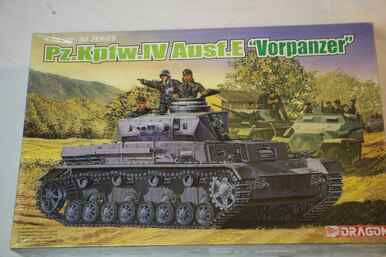 DRA6301 - Dragon 1/35 Pz.Kpfw.IV Ausf.E 'Vorpanzer' - WWWEB10101903