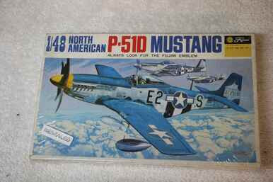 FUJ0786 - Fujimi 1/48 North American P-51D Mustang - WWWEB10103868