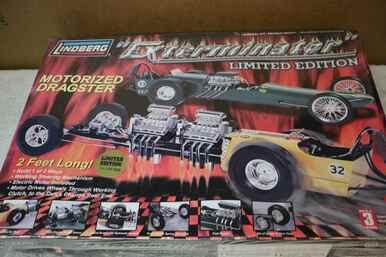 LIN73045 - Lindberg 1/8 Exterminator Motorized Dragster - WWWEB10104418