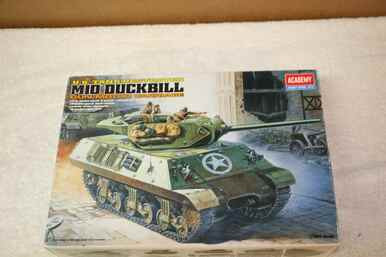 ACA1397 - Academy 1/35 M10 Duckbill Gun Motor Carriage - WWWEB10104430