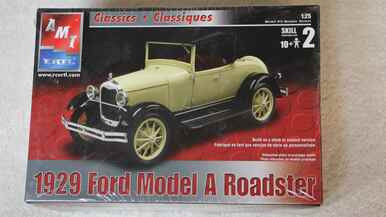 AMT31757 - AMT 1/25 1929 Ford Model A Roadster - WWWEB10104647