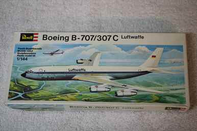 REVH-108 - Revell 1/139 Boeing B-707/307C Luftwaffe Langstrecken - strahltransporter; Vierstrahlig - WWWEB10105406