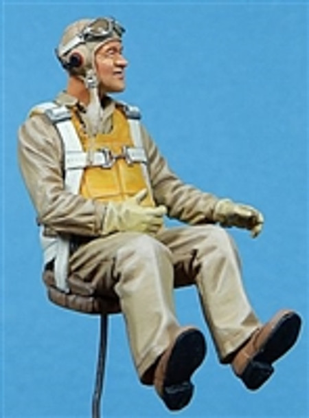 ULT54015 - Ultracast Resin 1/32 WWII USMC Seated Fighter Pilot Gregory (Pappy) Boyington - For Tamiya Corsair Kits