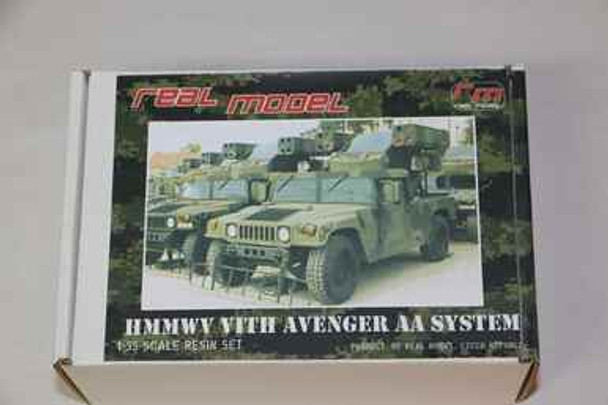 RMORM35072 - Real Model 1/35 HMMWV with Avenger AA System