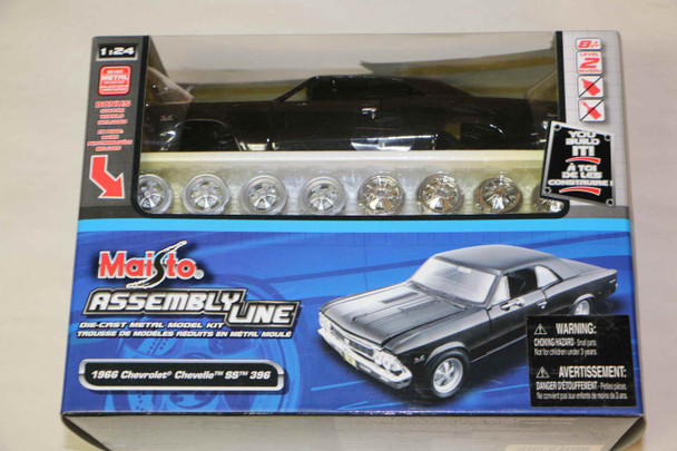 MAI39900 - Maisto 1/24 1966  Chevrolet Chevelle SS 396