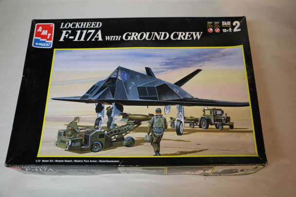 AMT30071 - AMT 1/72 Lockheed F-117A with Ground Crew WWWEB10106941