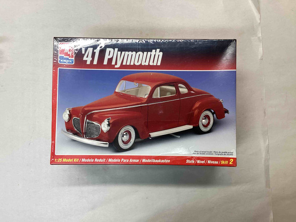 AMT6184 - AMT 1/25 '41 Plymouth - WWWEB10107515