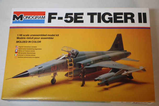 MON5407 - Monogram 1/48 F-5E Tiger II - WWWEB10107578