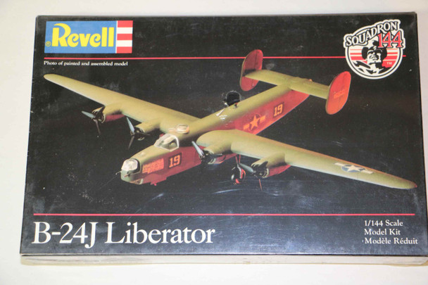 RMX1048 - Revell 1/144 B-24j Liberator - WWWEB10108429