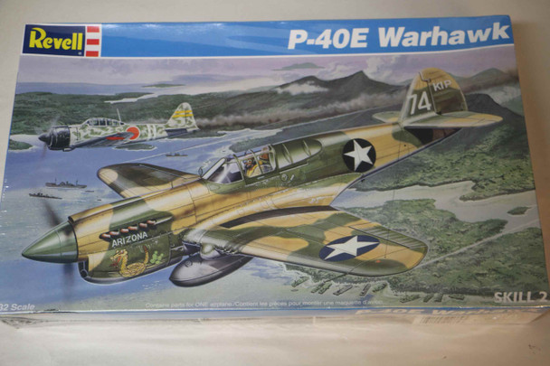 RMX85-4664 - Revell 1/32 P-40E Warhawk - WWWEB10108937