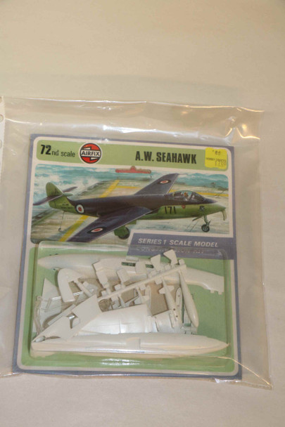 AIR105 - Airfix 1/72 A.W. Seahawk - WWWEB10109270