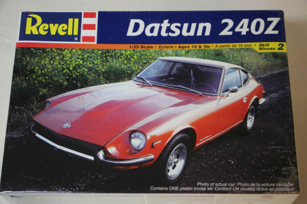 RMX85-2392 - Revell 1/25 Datsun 240Z - WWWEB1010929