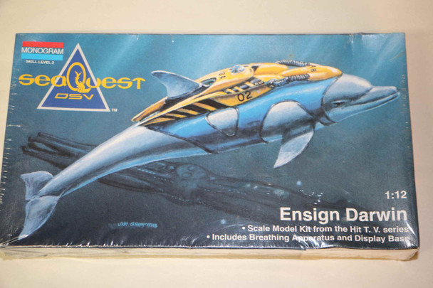 MON3603 - Monogram 1/32 seaQuest Dolphin Ensign Darwin - WWWEB10109420