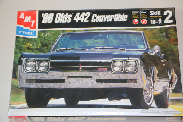 AMT6275 - AMT 1/25 1966 Oldsmobile 442 Convertible - WWWEB10110072