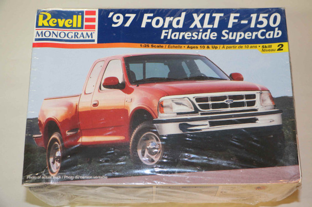 RMO85-7621 - Revell Monogram 1/25 1997 Ford XLT F-150 Flarside Supercab - WWWEB10110144