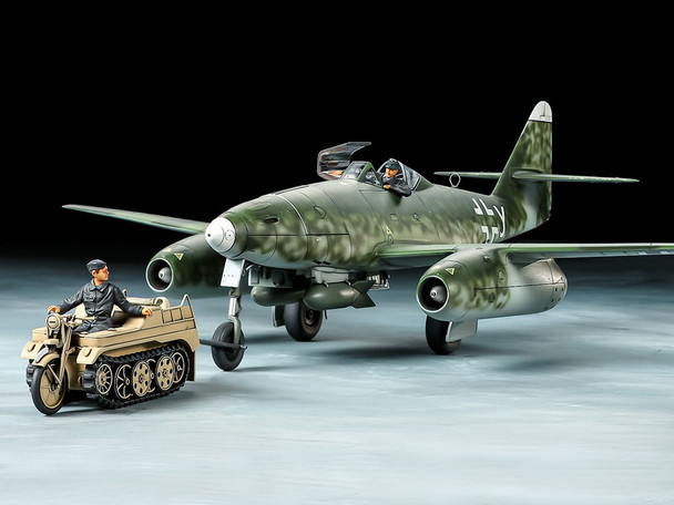 Tamiya 1/48 Messerschmitt Me262 A-2A W/Kettenkraftrad (Discontinued)