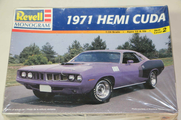 RMO85-2943 - Revell Monogram 1/24 1971 Hemi Cuda WWWEB10110948