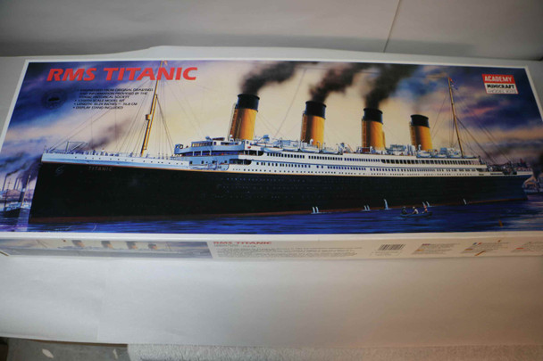 ACA1405 - Academy Minicraft 1/350 RMS Titanic