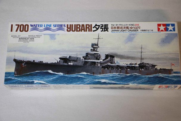 TAM7605 - Tamiya - 1/700 Yubari Light Cruiser WWWEB10112127