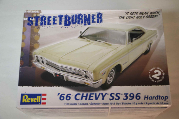 RMX85-4250 - Revell 1/25 1966 Chevy Impala SS 396 Hardtop WWWEB10112275