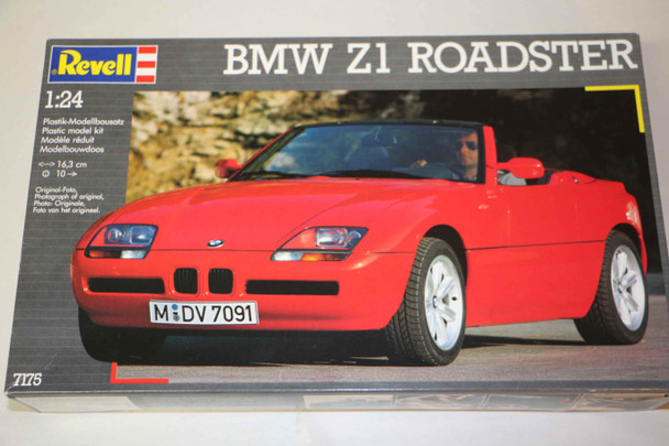 RMX7175 - Revell 1/24 BMW Z1 Roadster - WWWEB10112543
