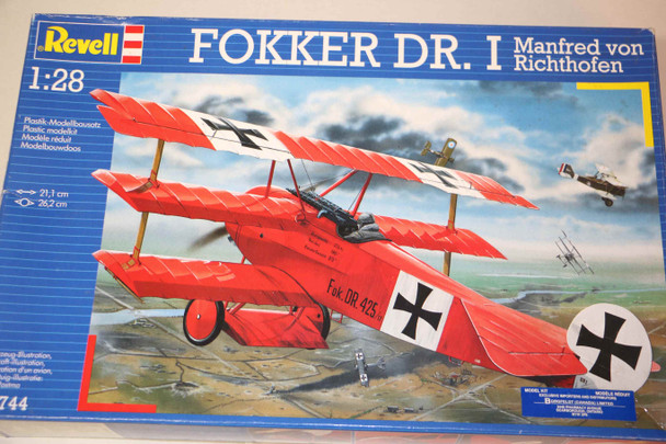 RAG04744 - Revell 1/28 Fokker DR.I Manfred von Richthofen - WWWEB10112713