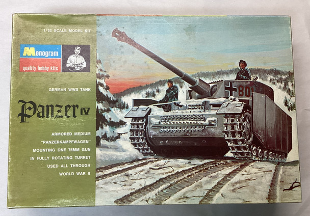 MONPM230 - Monogram 1/32 German WWII Tank Panzer IV - WWWEB10114123