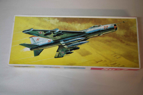 VEB7482 - VEB Plasticart 1/72 Sukhoi Su-7