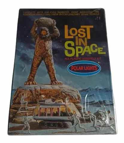5032 - Polar Lights 1/32 Lost in Space Cyclops and Space Vehicle