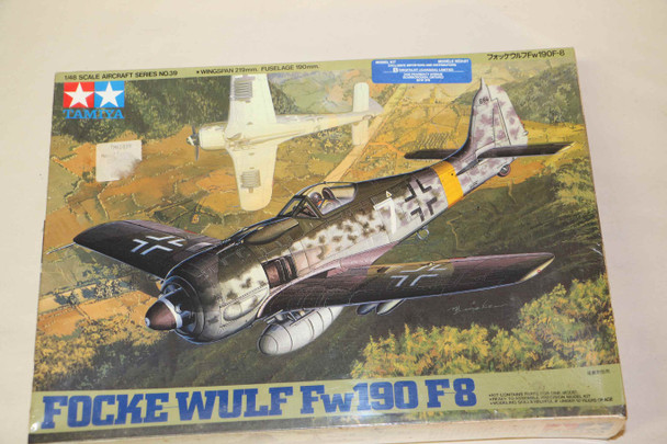 TAM61039 - Tamiya 1/48 Focke-Wulf FW190 F-3 - PREOWNED10117499