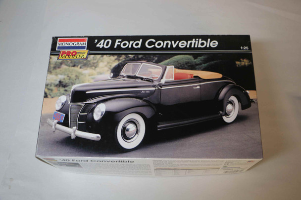 MON85-5961 - Monogram 1/25 1940 Ford Convertible