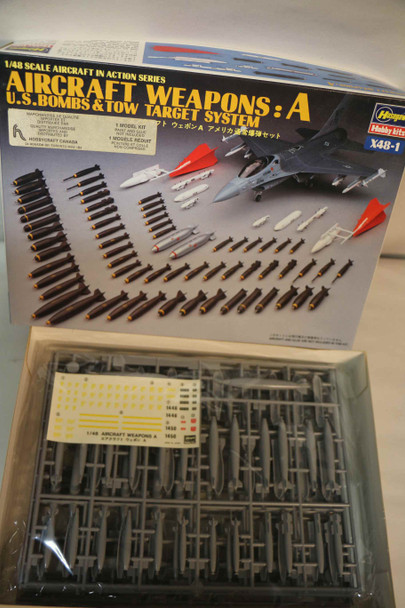 HAS36008 - Hasegawa 1/48 Aircraft Weapons D - US Smart Bombs and Target Pods - PREOWNED117596