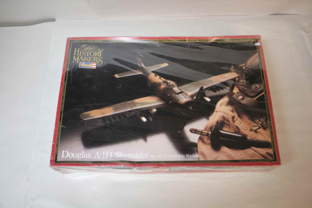 RAG8615 - Revell 1/40 Douglas A-1H Skyraider Model Kit - The History Makers