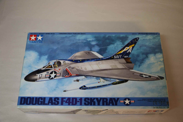 TAM61055 - Tamiya - 1/48 Douglas F4D-1 Skyray PREOWNED119064