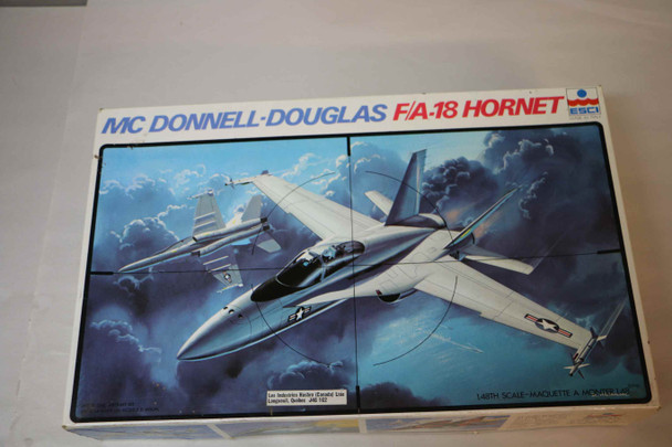 ESC4012 - Esci 1/48  McDonnell Douglas F/A-18 Hornet  PREOWNED119124