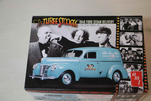 AMT791 - AMT 1/25 3 Stooges '40 Ford SD  PREOWNED119204