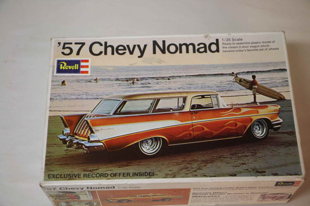 RMXH-1226 - Revell 1/25 '57 Chevy Nomad