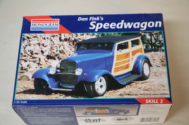 MON85-7606 - Revell 1/25 Dan Fink's Speedwagon  WWHP119444
