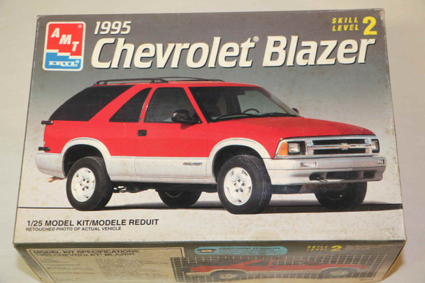 AMT8978 - AMT 1/25 1995 Chevrolet Blazer