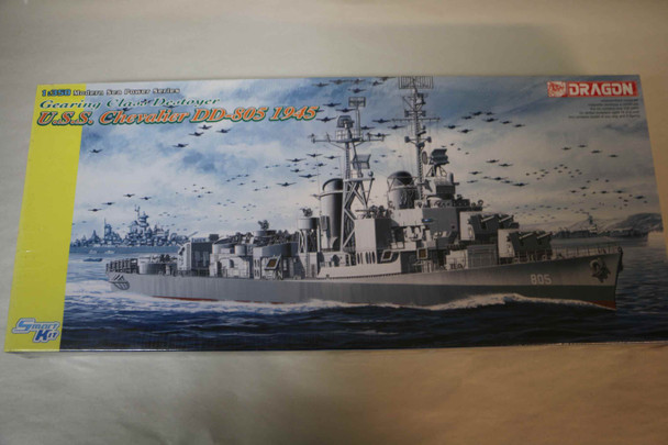 DRA1046 - Dragon - 1/350 U.S.S. Chevalier DD-805 1945 Gearing Class Destroyer WWHP112051