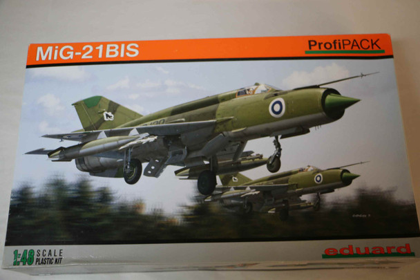 EDU8232 - Eduard 1/48 MiG-21bis ProfiPACK WWHP112367